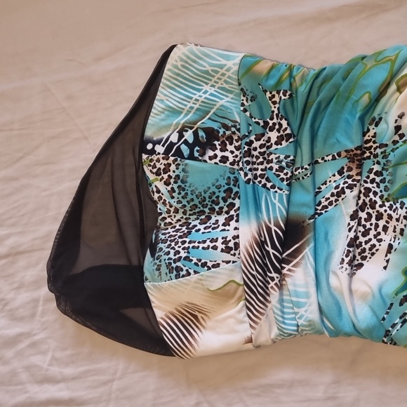 Beautiful cocktail dress - Picture 2 of 4